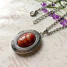 Náhrdelníky - Oval Gemstone Antique Silver Locket Necklace / Otvárací medailón (Jasper) - 10157740_