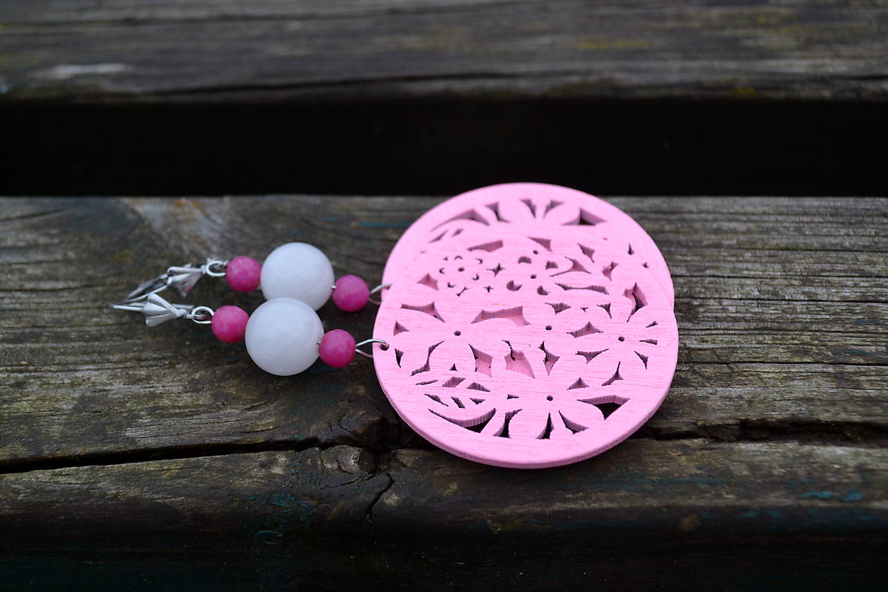 Nefrit, jadeit, drevo náušnice