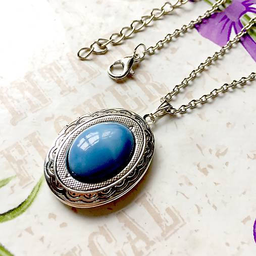 Oval Gemstone Antique Silver Locket Necklace / Otvárací medailón (Blue Opal)