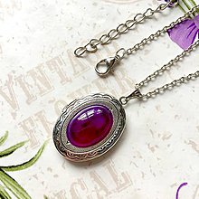 Náhrdelníky - Oval Gemstone Antique Silver Locket Necklace / Otvárací medailón (Violet Agate) - 10179886_