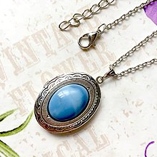 Náhrdelníky - Oval Gemstone Antique Silver Locket Necklace / Otvárací medailón (Blue Opal) - 10179900_
