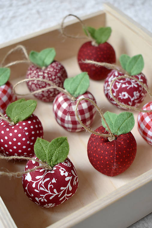 Dekorácie - Vianočné jabĺčka - 10200798_