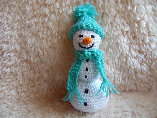 Milý háčkovaný snehuliačik :-)