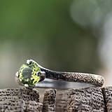 Prstene - Ako požiadať divožienku o ruku (verzia s prírodným olivínom) - 10206952_