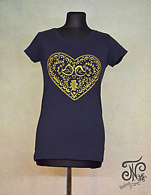 Topy, tričká, tielka - Ľudové srdiečko ♥ zlaté - maľované dámske tričko (tmavo-modré tričko (S)) - 10208285_
