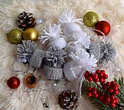 Dekorácie - Vianočné čiapočky - 10206888_