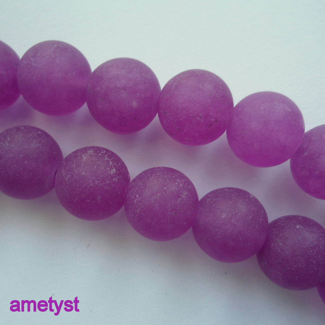 Jadeit matný 12mm-1ks (ametyst)