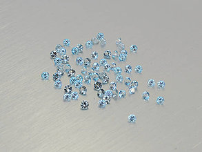 Minerály - Topás sky modrý prírodný okrúhly 2 mm - 10224474_