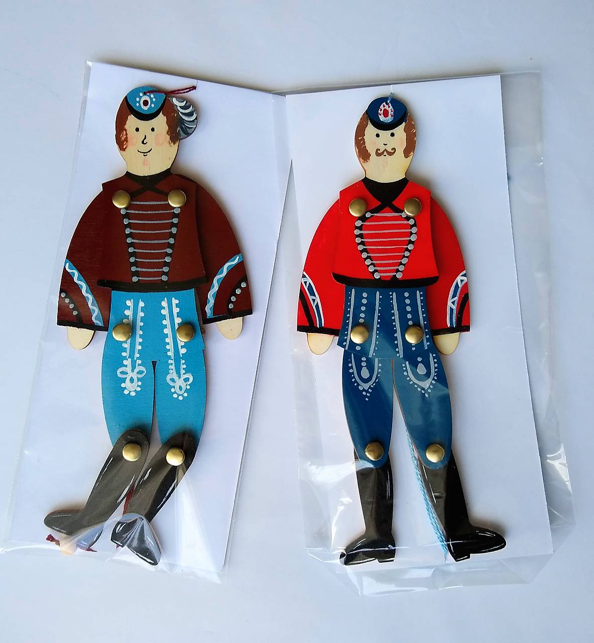 Pohyblivá hračka - vojačik (Husár)