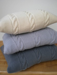 Úžitkový textil - Pletená obliečka na vankúš - 10243381_