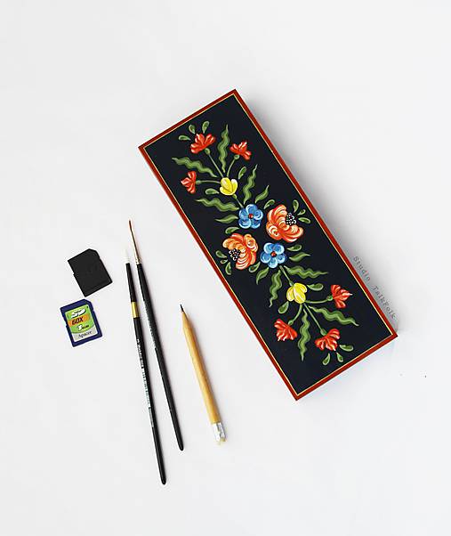 Ručne maľovaný peračník Anna Hindeloopen (Š8.5cm- V3.8cm -D21.8cm (s priečinkami))