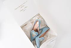 Ponožky, pančuchy, obuv - Dámske kožené topánky s výšivkou modré - 10272802_
