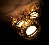 Svietidlá a sviečky - Farebné srdiečka - maľovaný sklenený svietniček - na objednávku - 10275860_