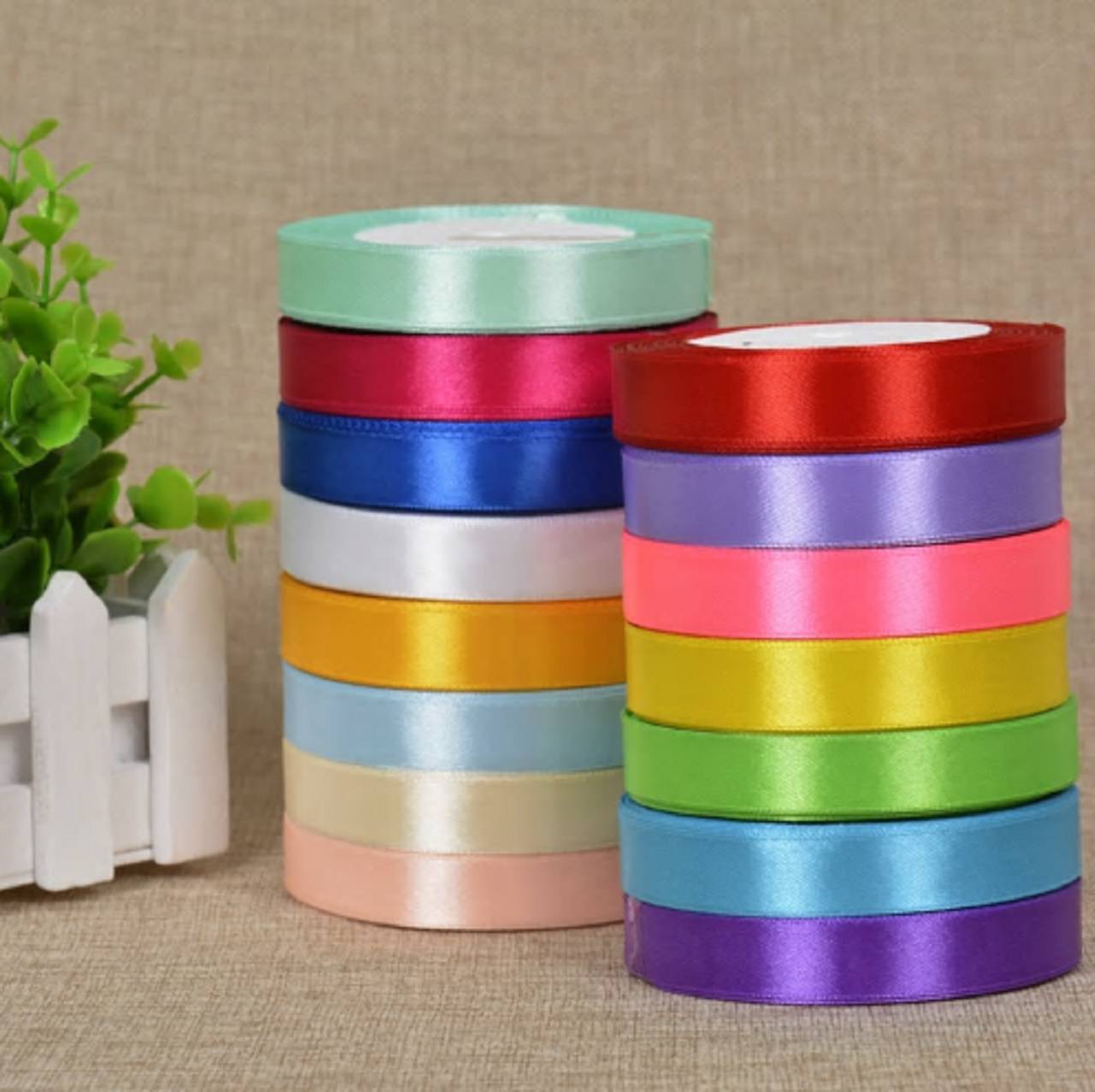 SS105 Saténové stuhy 6 mm / balenie , meter /