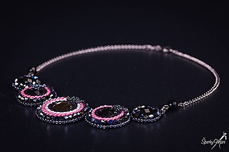Náhrdelníky - náhrdelník kruhy black/pink - 10290830_