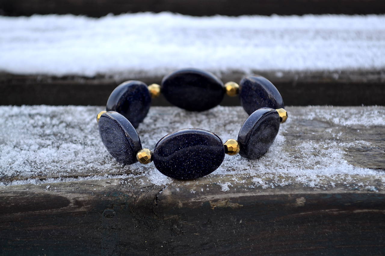 Káhirska noc, hematit náramok