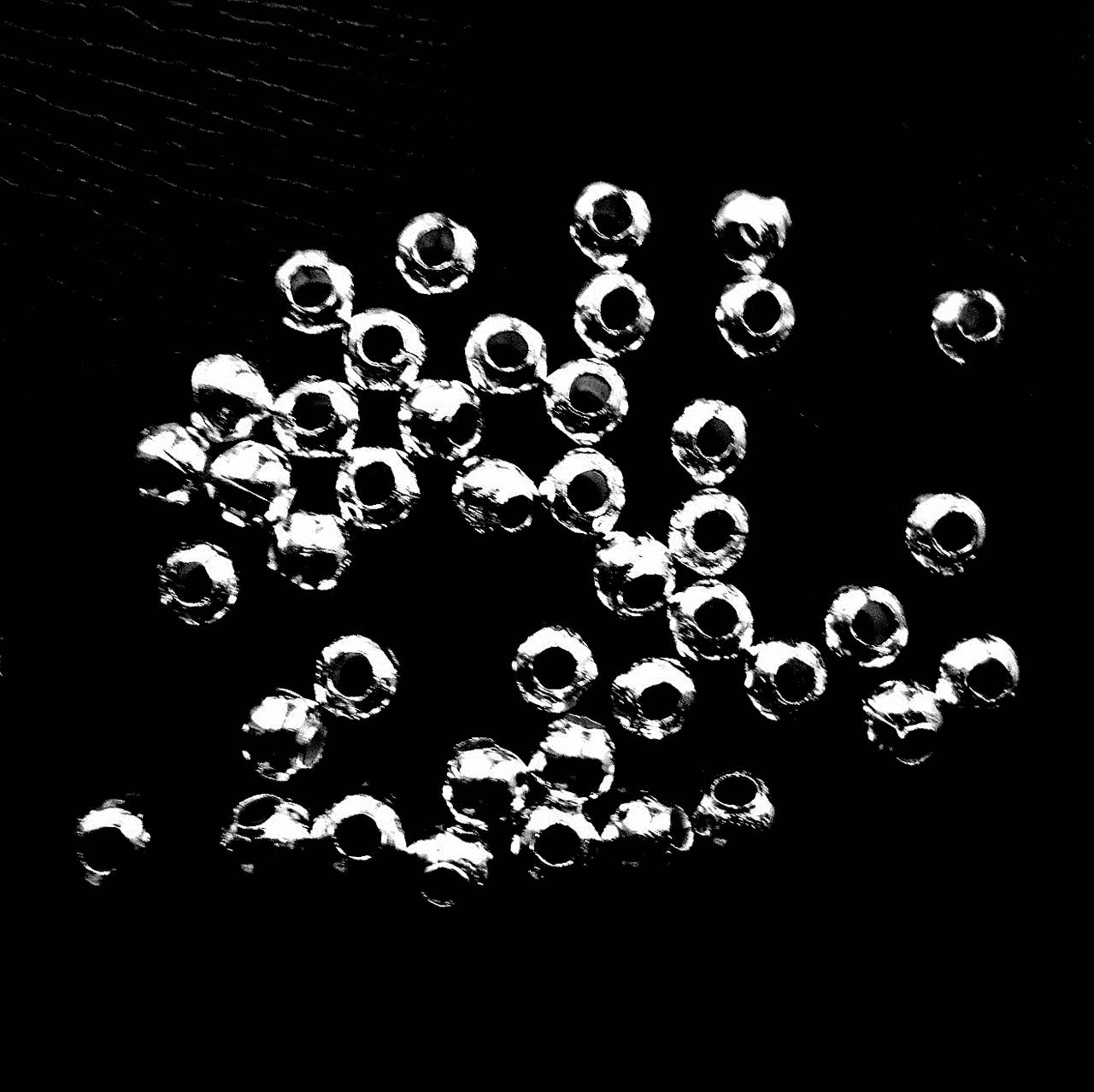 Kovové korálky-strieborné (3mm-5g=cca100ks)