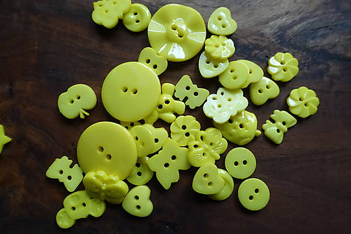 Gombíky akrylové (Žltá)