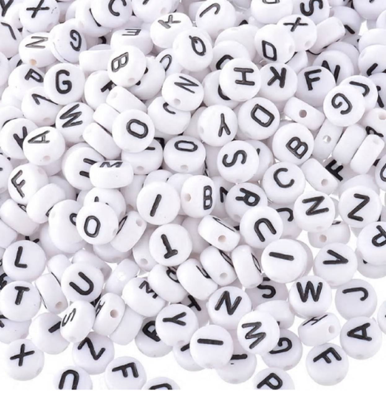 KI103 Korálka plastová písmenko 7 mm