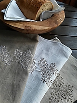Úžitkový textil - Ľanová kuchynská utierka s výšivkou (viac farieb ľanu) - 10346632_