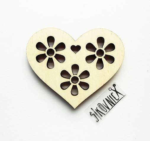 Výrez z preglejky - srdiečko s kvetinkami, 7 cm