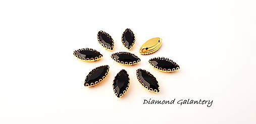 Galantéria - Našívacia aplikácia s ozdobným lôžkom - 7 x 15 mm - Čierno zlatá - 10373672_