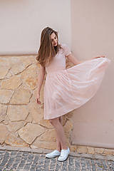 Šaty s riasenou sukňou ružové ROSE COLLECTION ( pôvodná cena 69 € )  