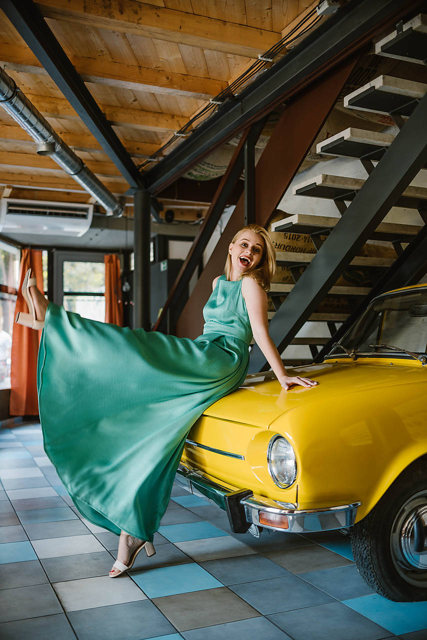 Dlhé zelené viskózne šaty 