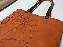 Kabelky - ALEX "Grass2" kožená kabelka s vypaľovaným obrázkom - 10380026_