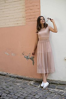 Šaty - Šaty s riasenou sukňou v midi dĺžke ROSE COLLECTION ( pôvodná cena 69 € ) - 10385273_