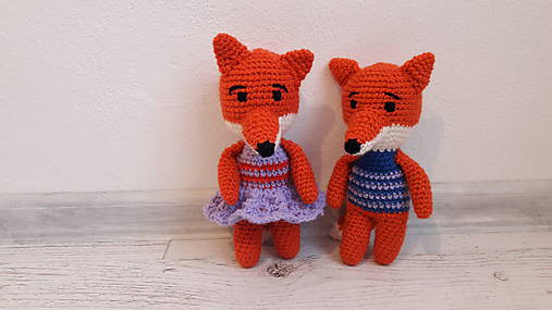 Hračky - on a ONA - líštičky menšie - 10392452_