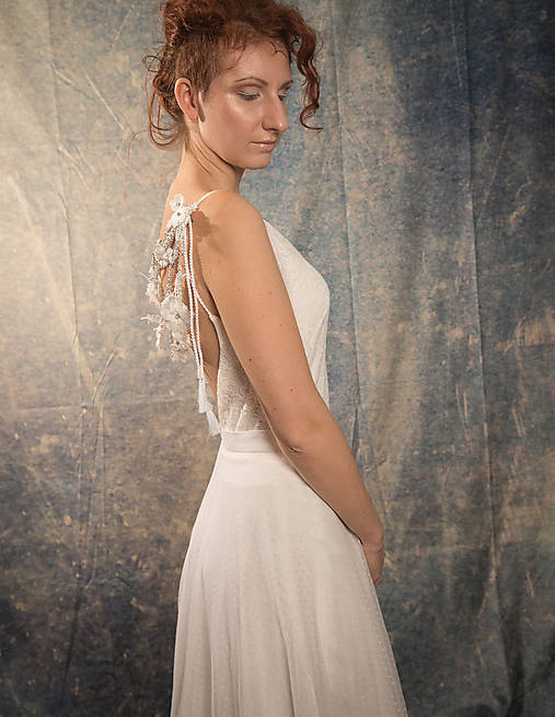 Aplikácia na šaty "nevinnosť"