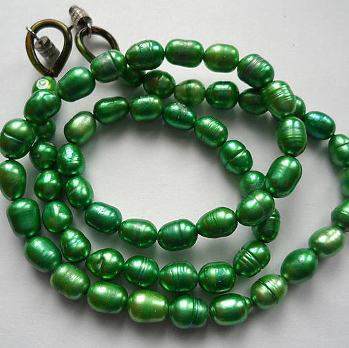 Sladkovodné perly-návlek cca 36cm (5x7mm-zelená)