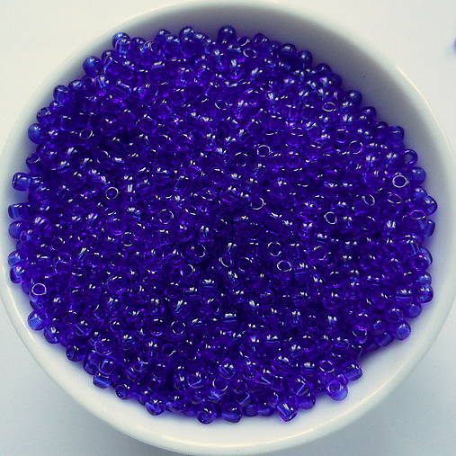 TOHO round transparent 11/0=2,2mm-10g (cobalt)