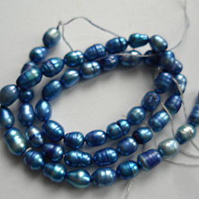 Korálky - Sladkovodné perly-návlek cca 36cm (5x7mm-modrá) - 10413186_