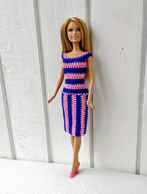  - Ružovomodré háčkované šaty pre Barbie - 10413676_