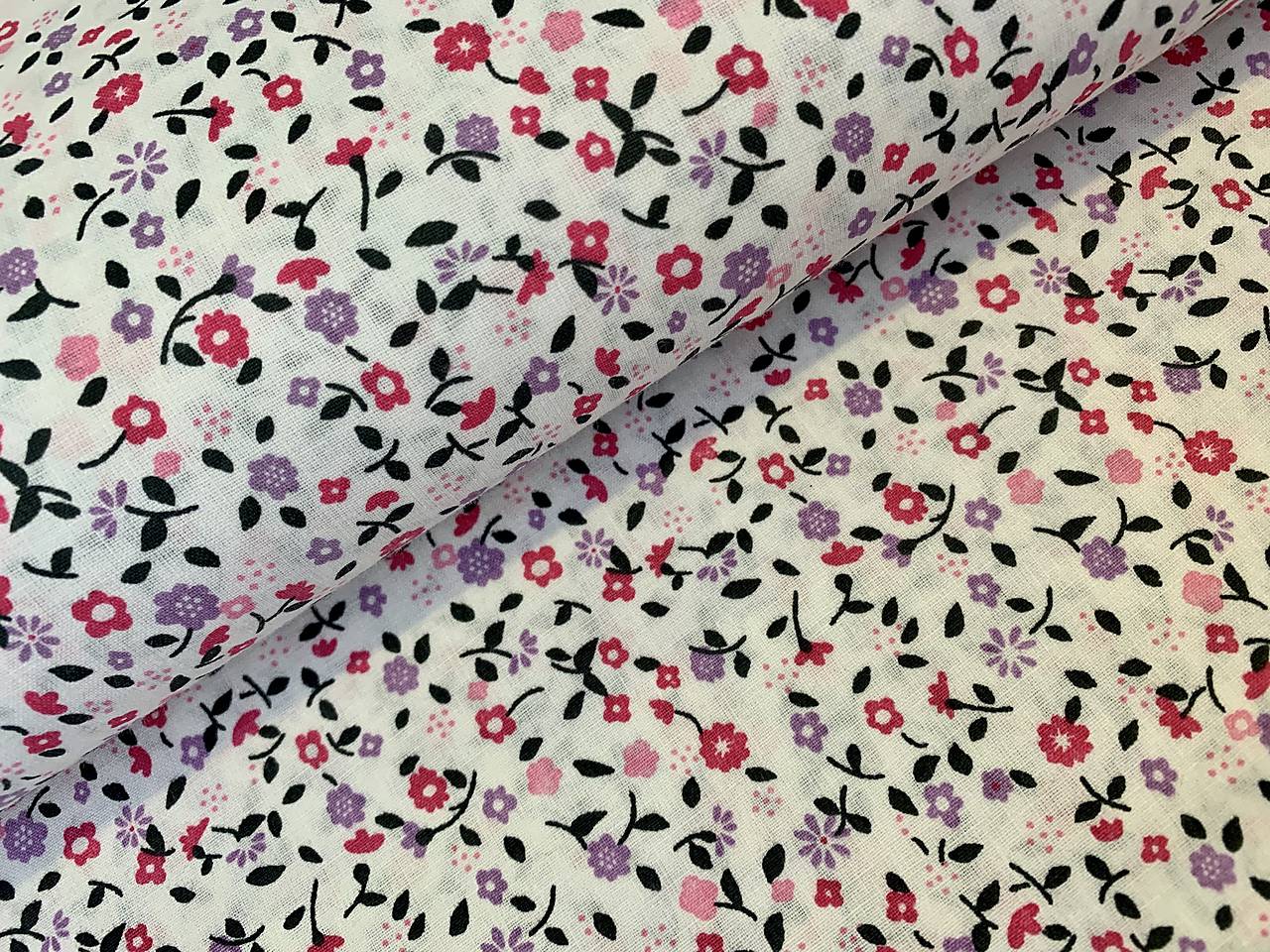 Bavlnené latky české fialkove kvetinky 