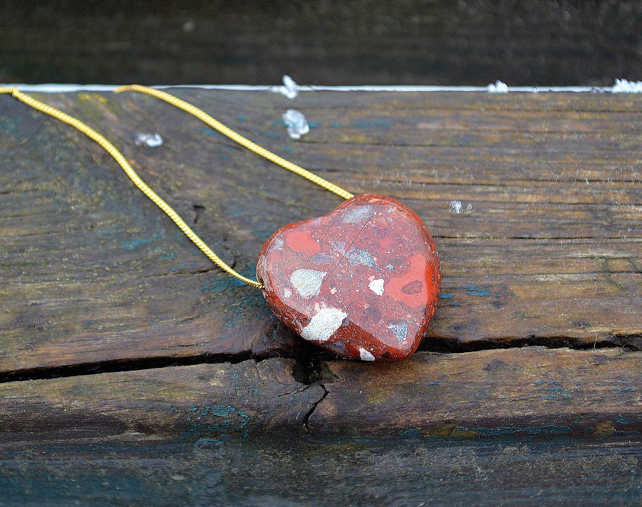 Srdce Jaspis na striebornej retiazke