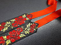 Opasky - Folk opasok kvetinový červeno-čierna kombinácia (Jednostranný s červenou stuhou) - 10440261_