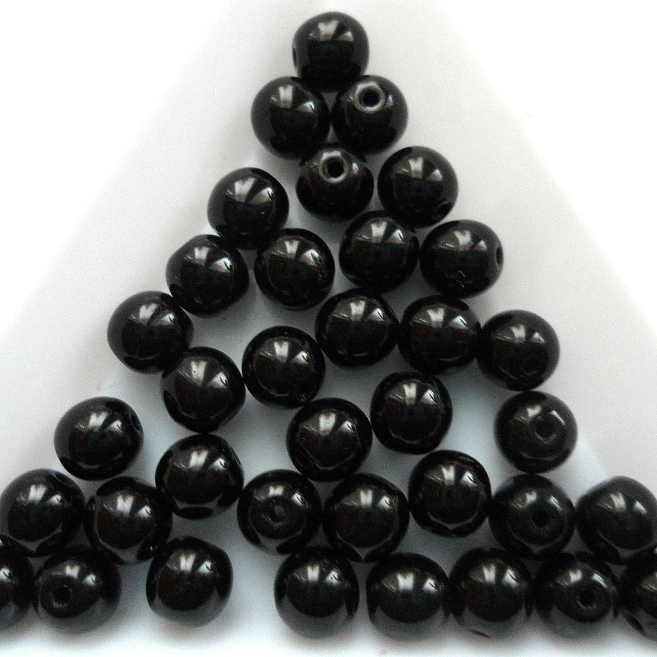 Sklenené korálky 6mm-1ks (čierna)