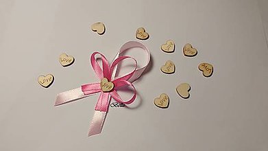 Svadobné pierka - Ružové pierko s dreveným srdiečkom - 10448306_