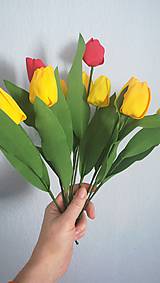 Dekorácie - Tulipány z foamiranu - 10457397_