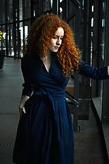 Šaty - Zavinovací šaty MONA, indigo modrá - 10483160_