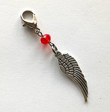 Kľúčenky - Prívesok s krídlom (červená) - 10484538_