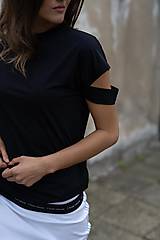 Topy, tričká, tielka - Čierne tričko BLACK & WHITE COLLECTION (M) - 10490079_