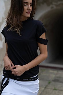 Topy, tričká, tielka - Čierne tričko BLACK & WHITE COLLECTION - 10490076_