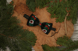 Pánske doplnky - Vianočná akcia: Luxusný zamatový folk motýlik čierny - 10496034_