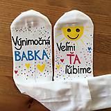 Maľované ponožky pre babku s nápisom: (Výnimočná babka/ veľmi ťa ľúbime - biele)