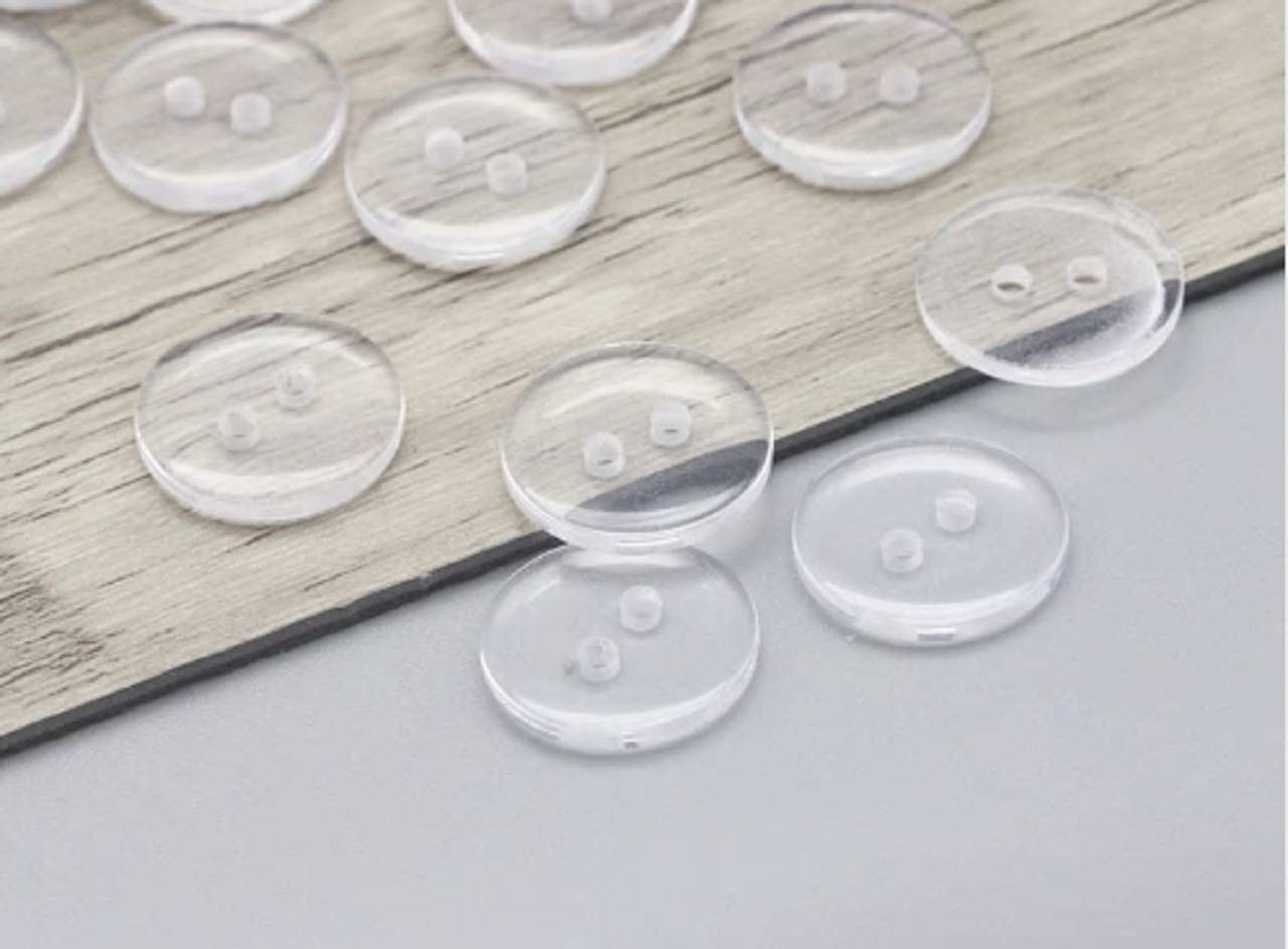 G109 Gombík priehľadný 1,5 cm