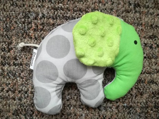 Hračky - Zelené variácie (Zeleno - sivý) - 10523557_